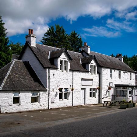 The Ballinluig Inn พิทลอครี ภายนอก รูปภาพ